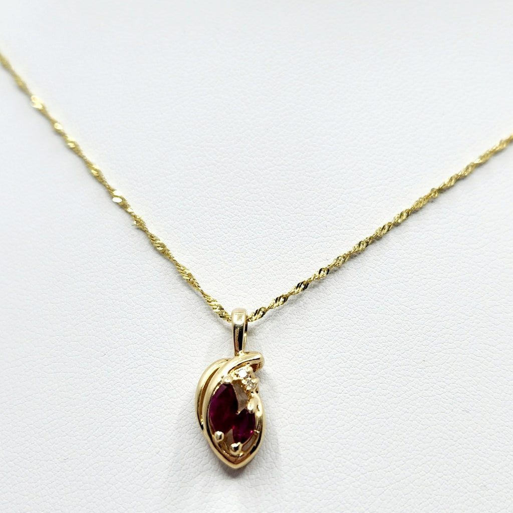 14K yellow gold Ruby pendant