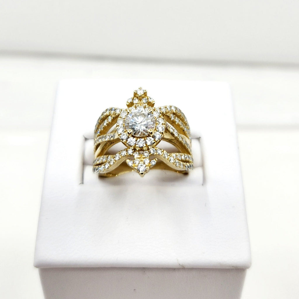 14k yellow Gold Brilliant-cut Diamond Ring