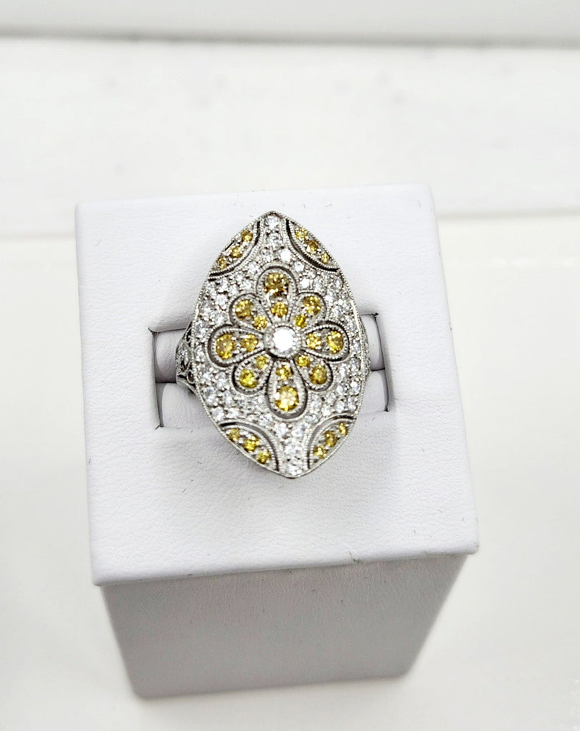 DIAMOND RING  PLATINUM 900